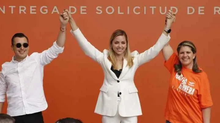 Mariana Rodriguez se r