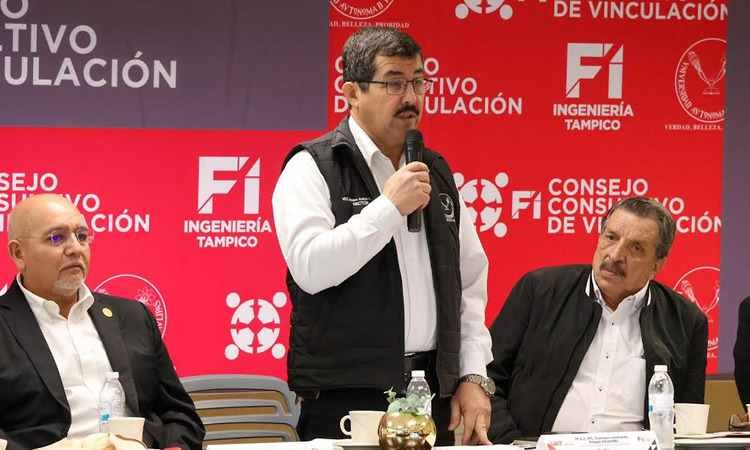 “Queremos que la UAT participe fuertemente en el desarrollo del estado”: rector Dámaso Anaya. 1 Queremos que la UAT participe fue