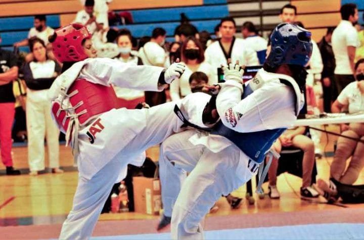 Van taekwondoines de la UAT a selectivo nacional