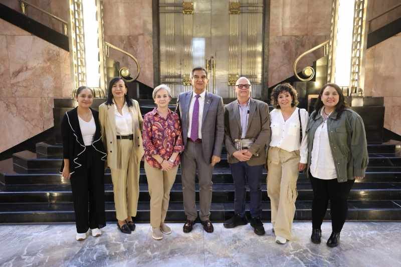 Designa gobernador a Hector Romero