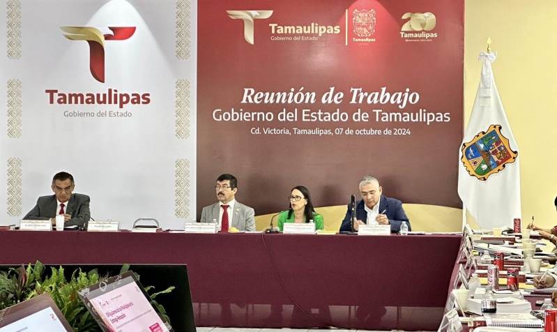 Asesora Contraloria Gubernamental a las y los