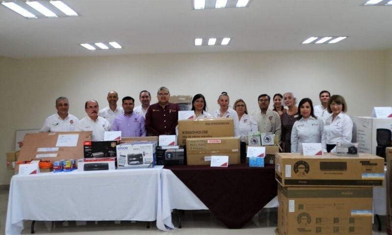 Entrega SET apoyos a estudi