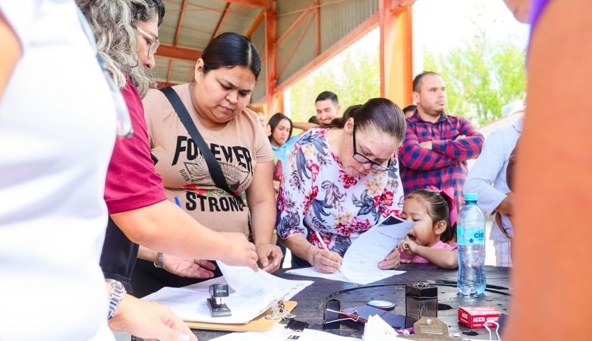 1 Entrega SEBIEN apoyos sociales en Cruillas