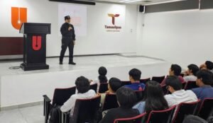 Capacita Guardia Estatal Cibernética a universitarios en prevención de delitos digitales. 3 Capacita Guardia Estatal Cibernetica a universitarios