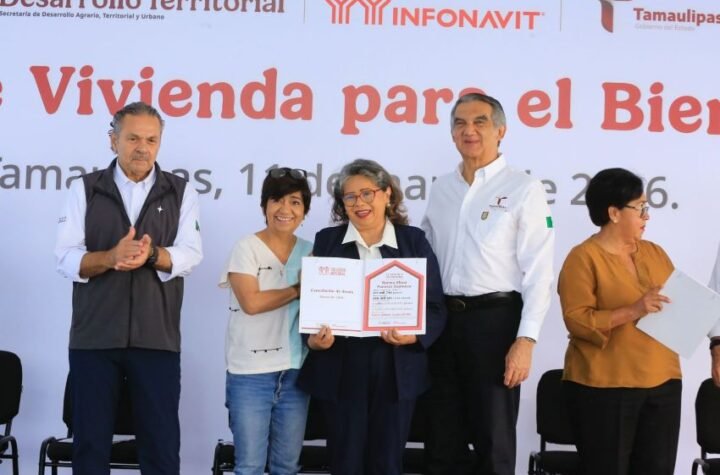 Desde la mananera Claudia Sheinbaum encabeza e