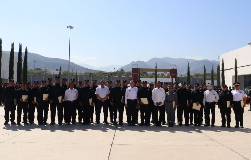 Egresa 18 escalon del Curso de Medicina