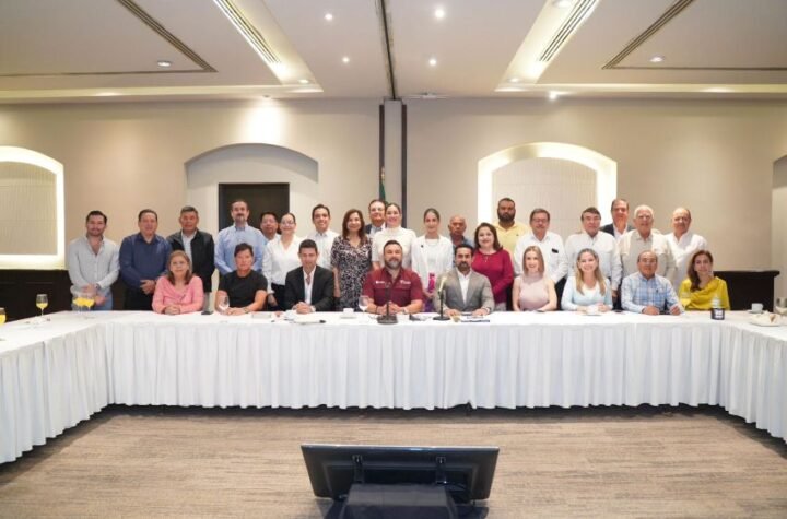 Empresarios y Turismo impulsan la marca Tampico-Miramar hacia nuevos récords. 9 Empresarios y Turismo impulsan la marca Tampico