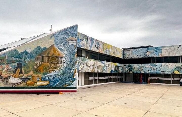 Evaluan autoridades educativas limitar celular en escuelas