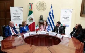 Presidenta del Senado sostiene reunión con la parlamentaria de la República Helénica, Dionysia-Theodora Avgerinopoulou 2 Laura Itzel Castillo sostiene reunion con la parlamentaria de la Republica