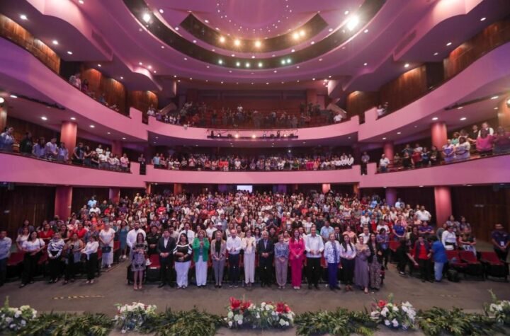 Promueve DIF Tamaulipas la comprensión del autismo con conferencia “Historias que Transforman” 10 Promueve DIF Tamaulipas la comprension del autismo