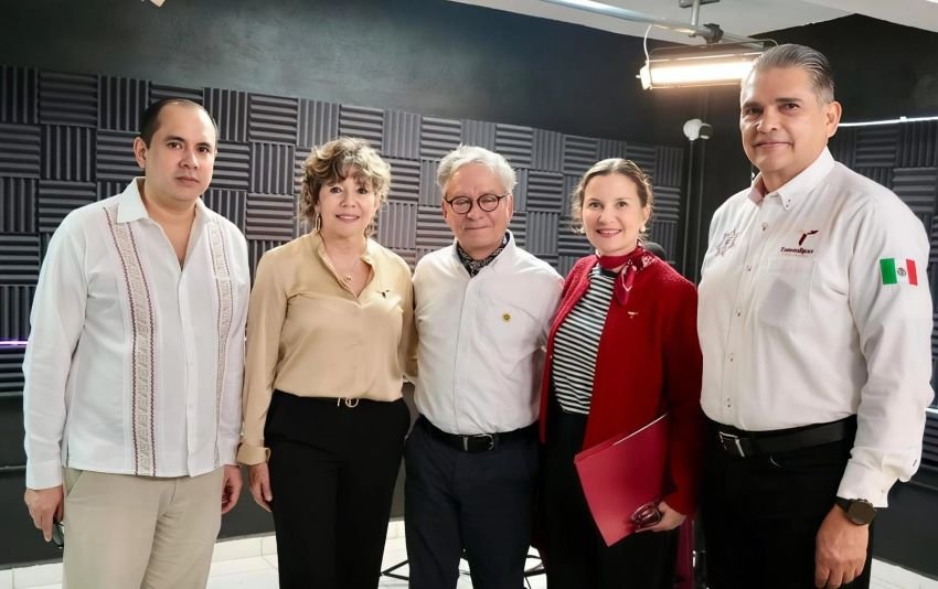 1 Destacan en Dialogos con Americo