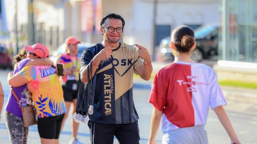 2 Alista SEDENER la Carrera Atletica