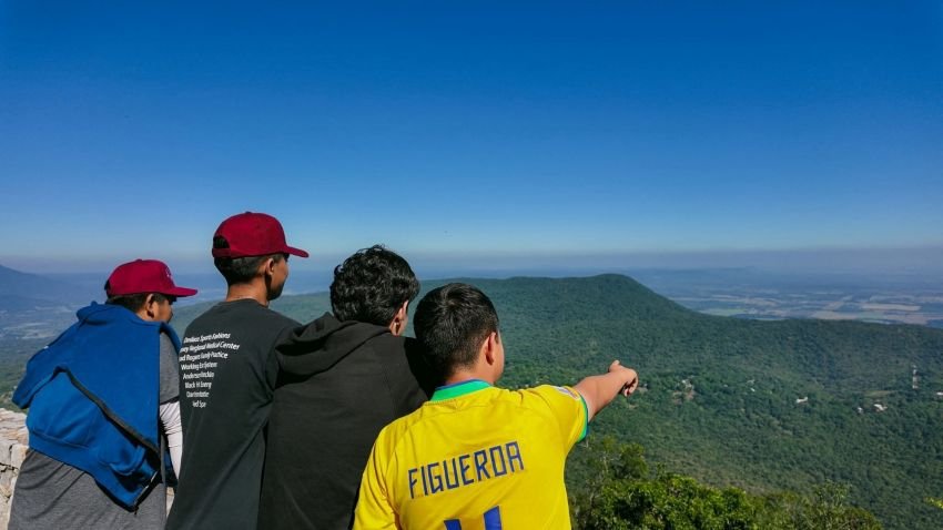 7 Red de Atencion al Turista con 12 puntos estrategico