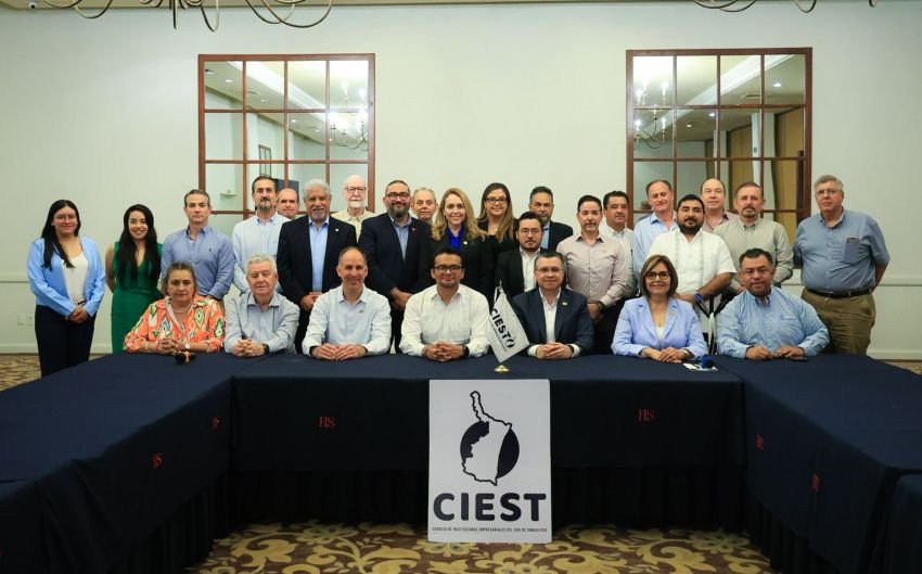 Avanza estrategia de cluster energetico para d