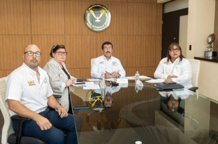 El rector Damaso Anaya proyecta a la UAT c