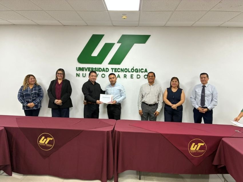 Impulsa UT Nuevo Laredo la calidad educativa mediante el reconocimiento a la excelencia docente 1 Impulsa UT Nuevo Laredo la c