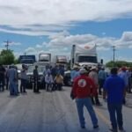 Productores mantienen bloqueos en San Fernando