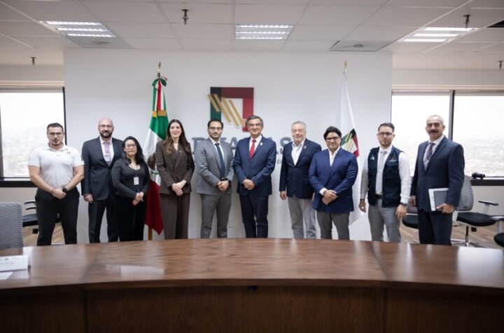 Se reune Americo con nuevo titular