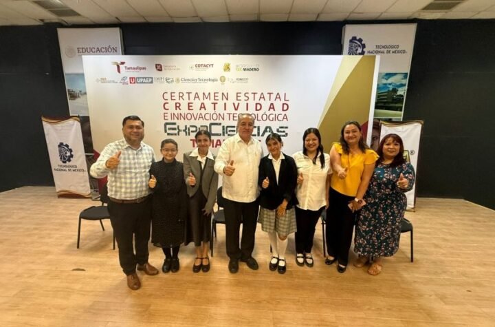 Premia COTACYT a estudiantes del concurso “Científicos que han cambiado al mundo” por su talento y creatividad 6 4 Premia COTACYT a estudiantes del conc