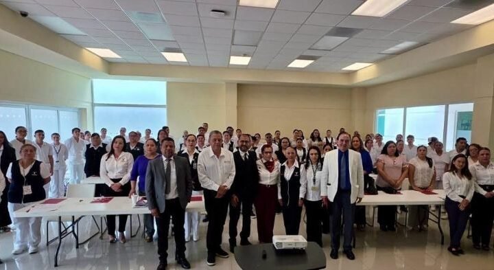 Conmemora SST Dia Nacional de la Salud
