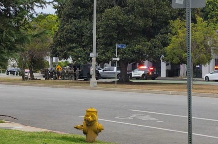 Suspect barricades inside vehicle after Beverly Hills