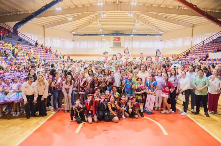 Premian Américo y María de Villarreal a ganadores del Concurso Estatal de Rondas Infantiles y Salto de Cuerda 2026 2 6 Premian Americo y Maria de Villarreal a ganadore