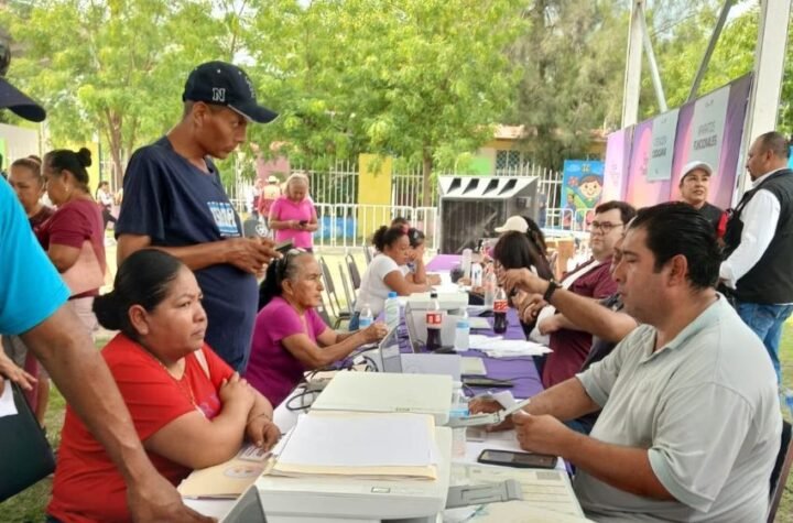 Acercó Registro Civil servicios y trámites a familias de Antiguo Morelos durante la Brigada Transformando Familias 4 Acerco Registro Civil servicios y tramites a