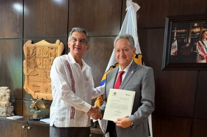 Designa gobernador Américo Villarreal a Ricardo Guerrero como nuevo secretario de Salud 7 1 Designa gobernador Americo
