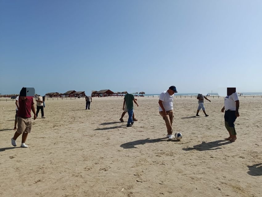 Adolescentes en proceso de reinserción social juegan fútbol playero en Miramar 1 4 Adolescentes en proceso de reinsercio