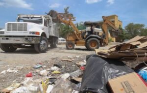 Previene SEDUMA inundaciones, enfermedades e incendios causados por tiraderos clandestinos 2 Previene SEDUMA inun
