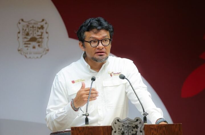 Continúa SEDENER atendiendo reportes por interrupciones del suministro eléctrico mediante Protocolo de Atención ante Contingencias Eléctricas 9 Continua SEDENER atendiendo reportes p